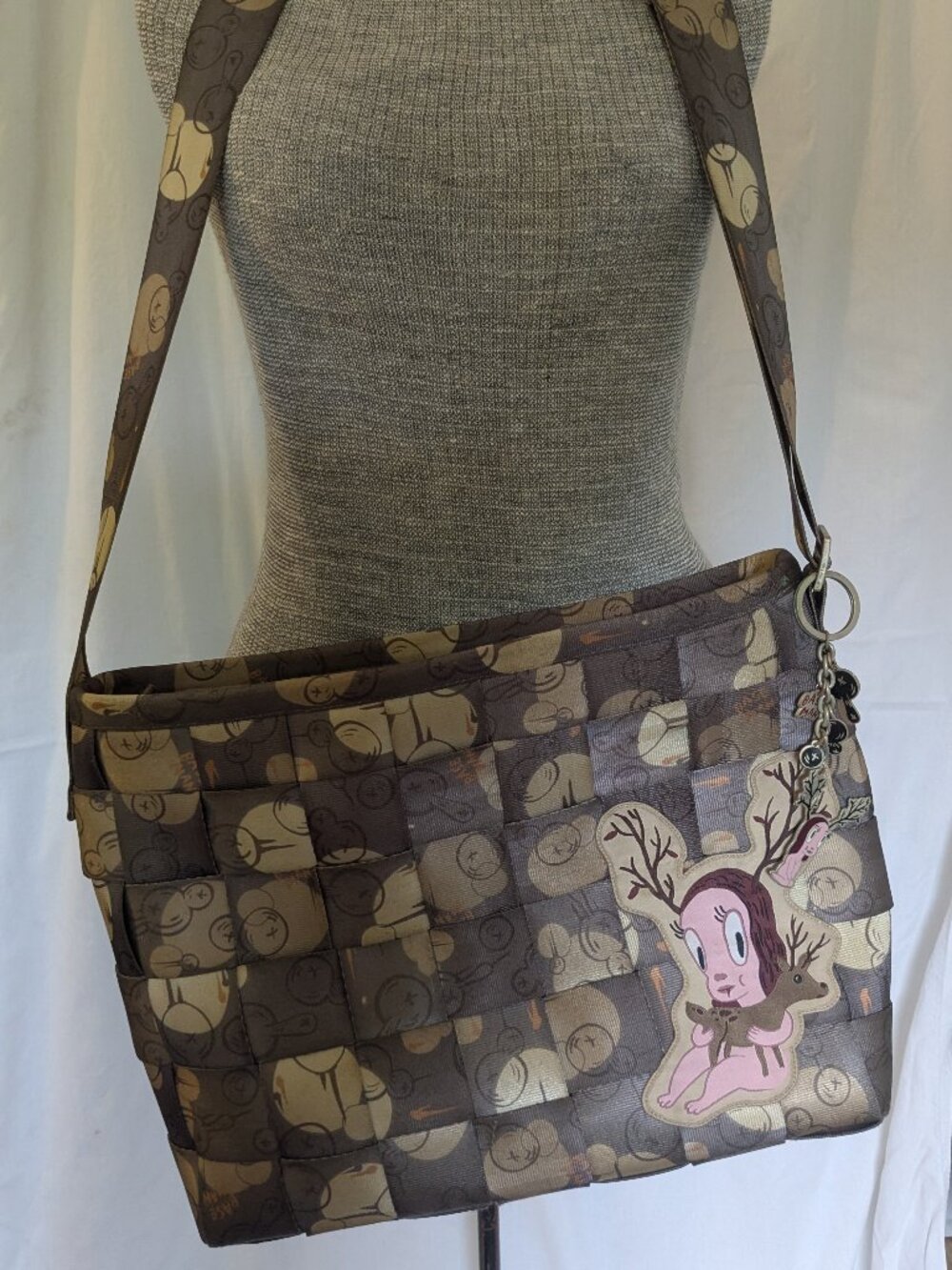 Harveys Baseman Seat Belt Messenger Bag "Oh Deer" "Venison"
